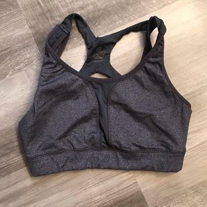 Old Navy active sports bra size medium.